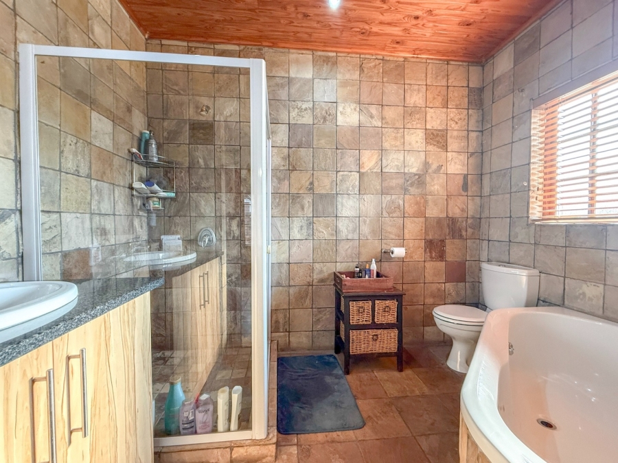 3 Bedroom Property for Sale in Melodie North West